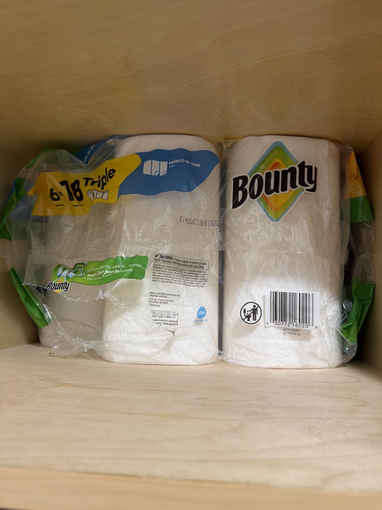 Bounty Paper Towels Quick Size, White, 16 Family Rolls = 40 Regular Rolls customer photo 2