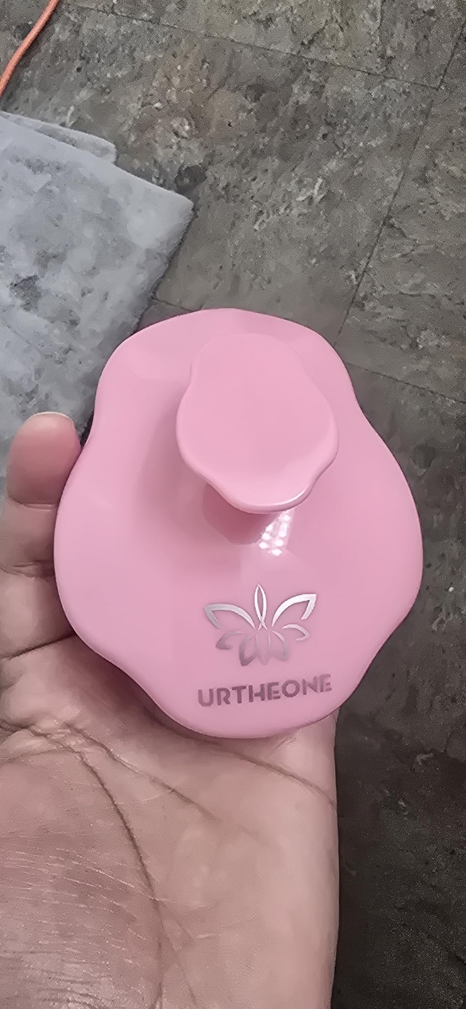 URTHEONE Soft Silicone Hair Scalp Massager Shampoo Brush for Wet Dry Oily Curly Straight Thick Thin Rough Long Short Natural Men Women Kids Pets Hair Care Tools(Pink customer photo 2
