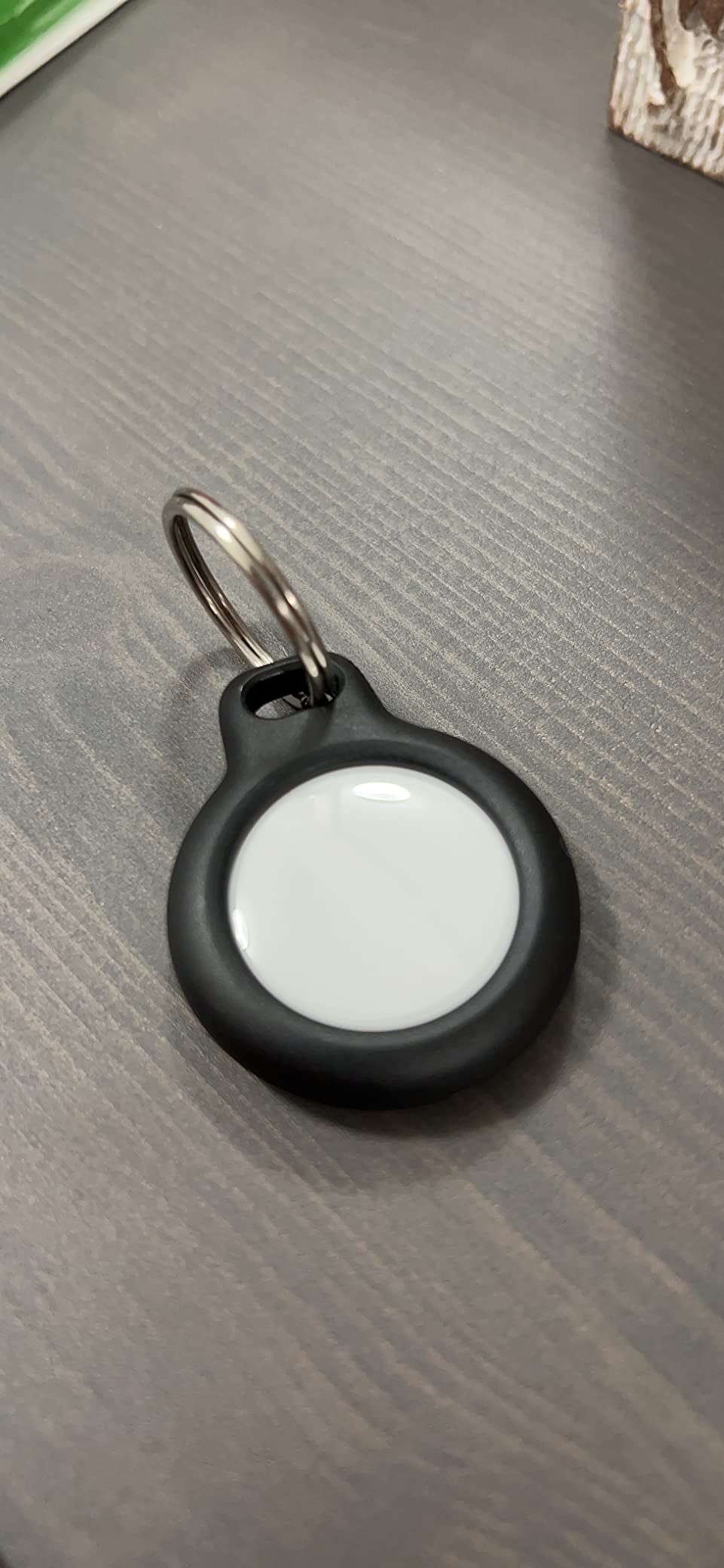 Belkin Apple AirTag Secure Holder with Key Ring - Durable Scratch Resistant Case With Open Face & Raised Edges - Protective AirTag Keychain Accessory For Keys, Pets, Luggage, Backpacks -2 Count Black customer photo 1