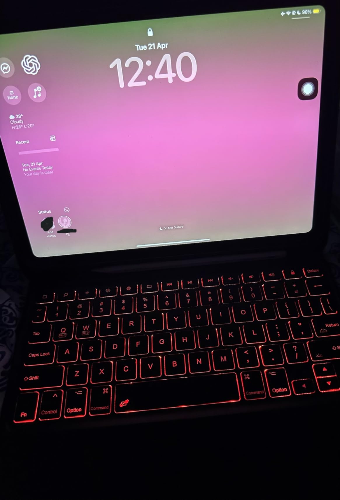 CHESONA Compatible for iPad 11th(A16)/10th Generation Case with Keyboard customer photo 2