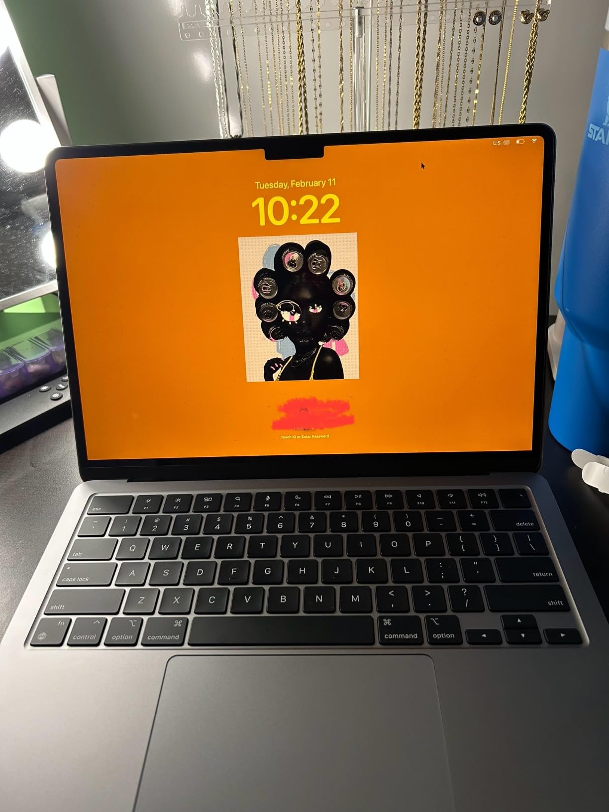Apple 2022 MacBook Air with Apple M2 Chip, 13-inch, 8GB RAM, 256GB SSD Storage - Space Gray (Renewed) customer photo 1