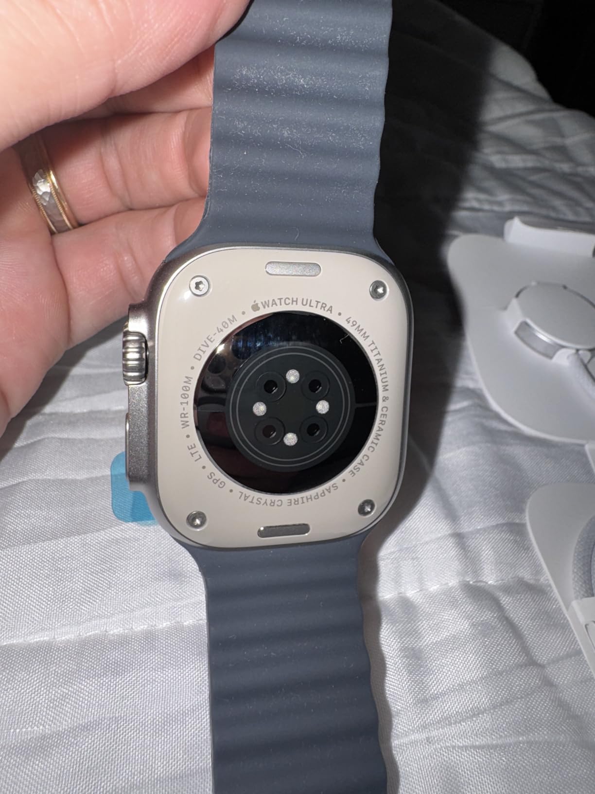 Apple Watch Ultra [GPS + Cellular 49mm] Titanium Case with Midnight Ocean Band, One Size (Renewed) customer photo 1