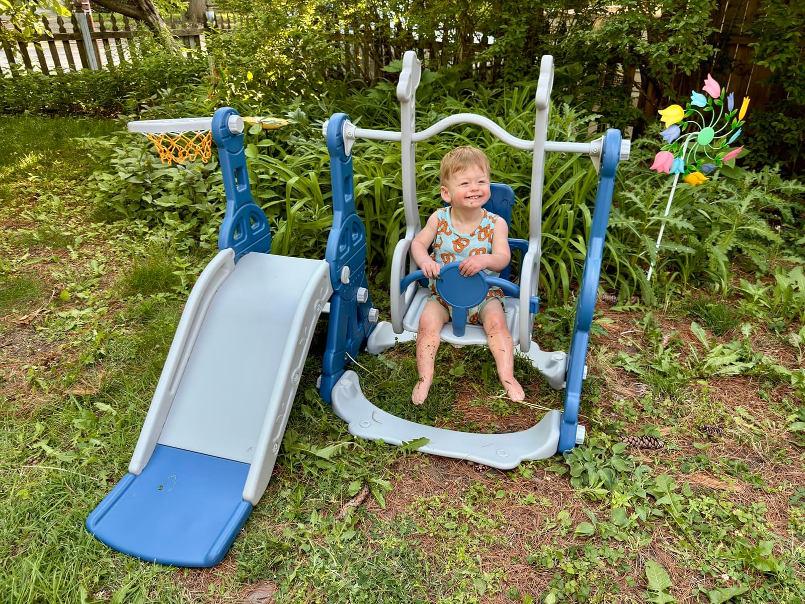 BIERUM 4-in-1 Toddler Slide Swing Set for Kids 1-2, Indoor/Outdoor customer photo 1