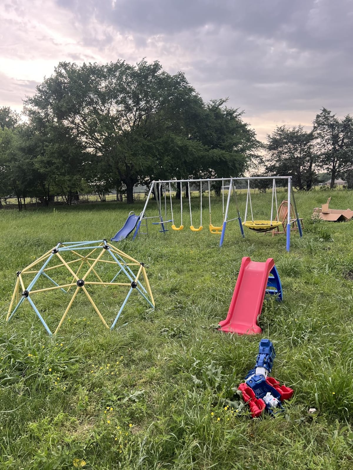 Sportspower 800lbs ‘Swing & Play’ Metal Swing Set for Backyard & Outdoors, 2 Swings & Standing Swing, 2-Person Glider, 2-Person Saucer, 5ft Slide, Bonus Anchors, 6-YR WRTY, 6.1' Tall customer photo 1