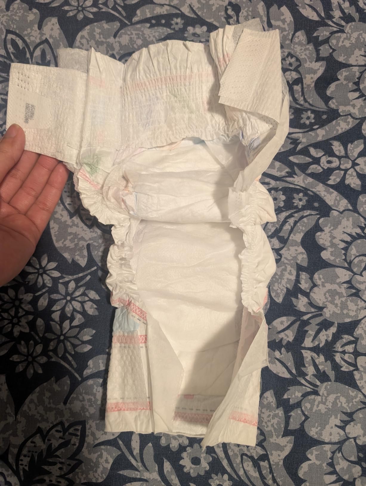 Huggies Snug & Dry Diapers Size 1, 44 Count customer photo 2