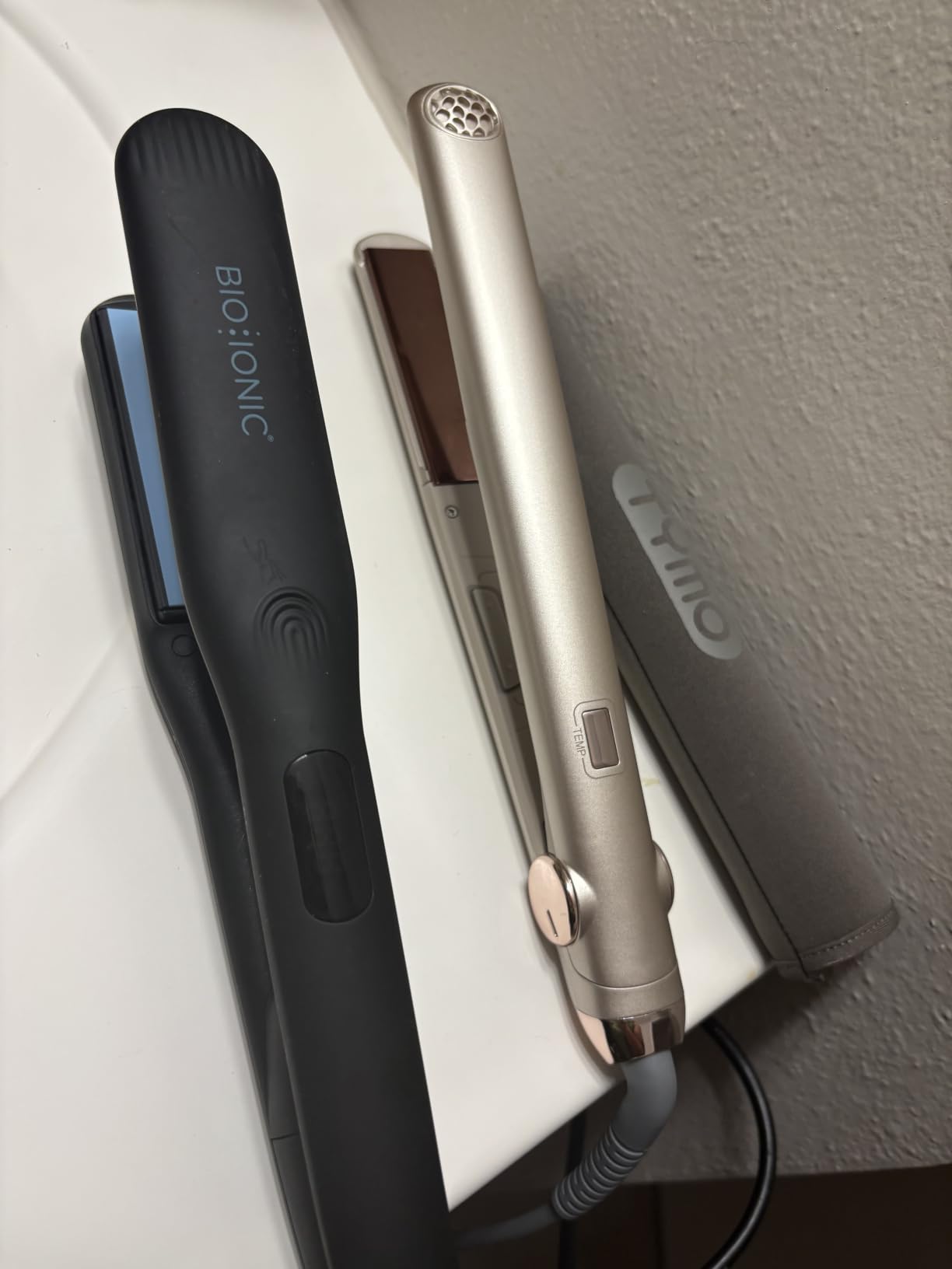 TYMO Flat Iron Hair Straightener and Curler 2 in 1 with 10s Fast Heating, 1 Inch Professional Titanium Straightening Curling Iron with 32 Adjustable Temp and Automatic Shut Off, Champagne customer photo 2