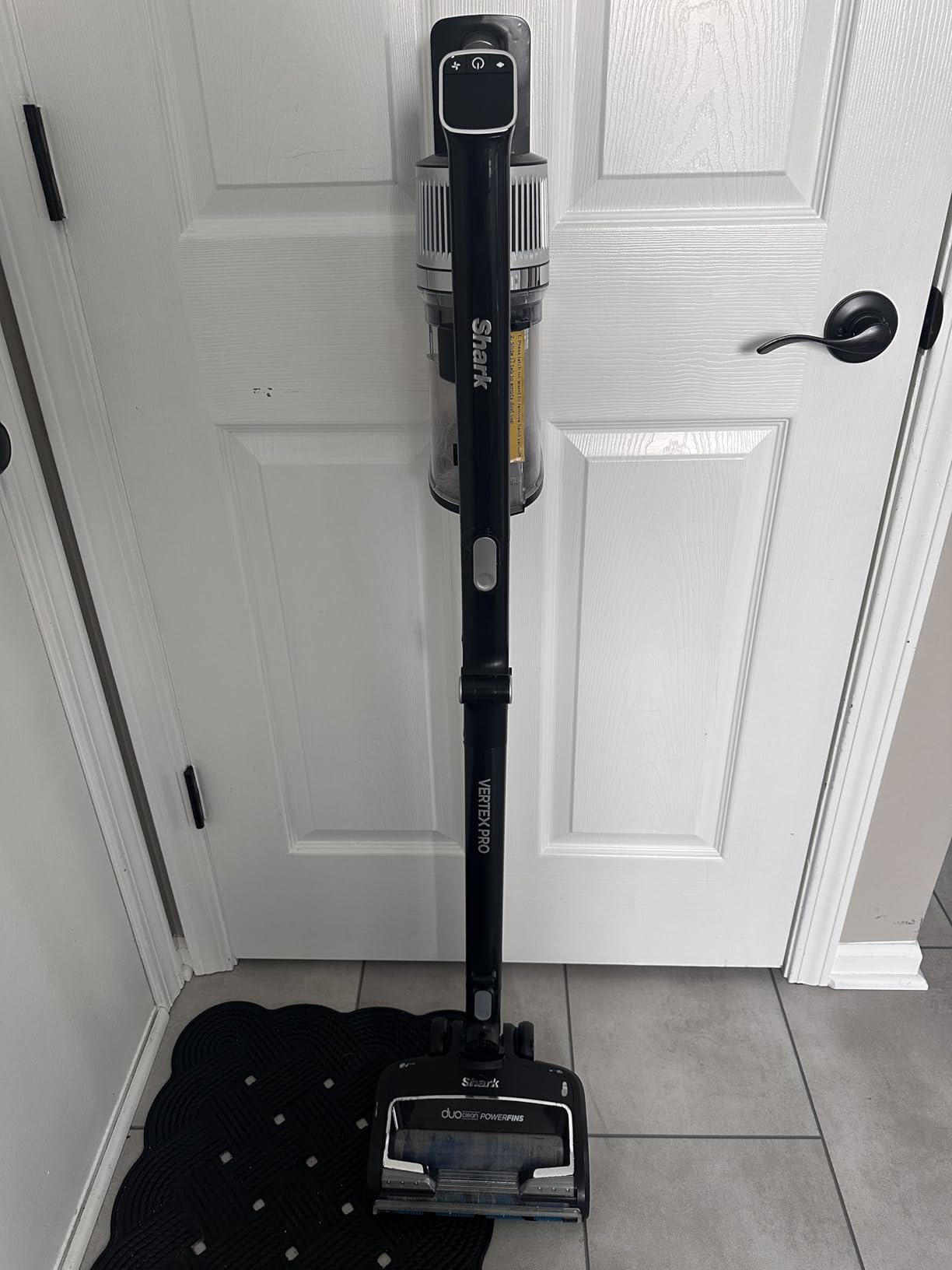 Shark Cordless Pet, Cordless Lightweight Stick Vacuum Cleaner, IY143H customer photo 2